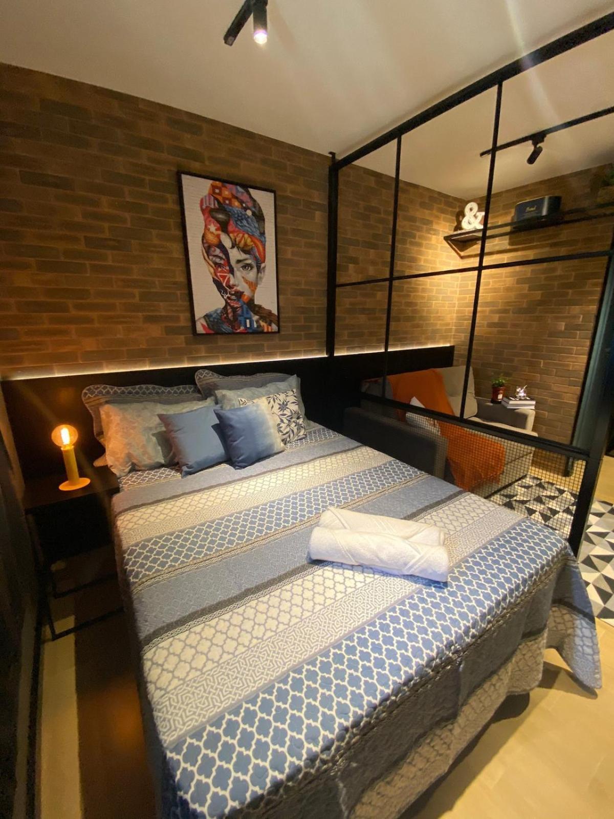 F1407 - 5 Stars: Industrial Loft Frei Caneca | Paulista Сан-Пауло Экстерьер фото